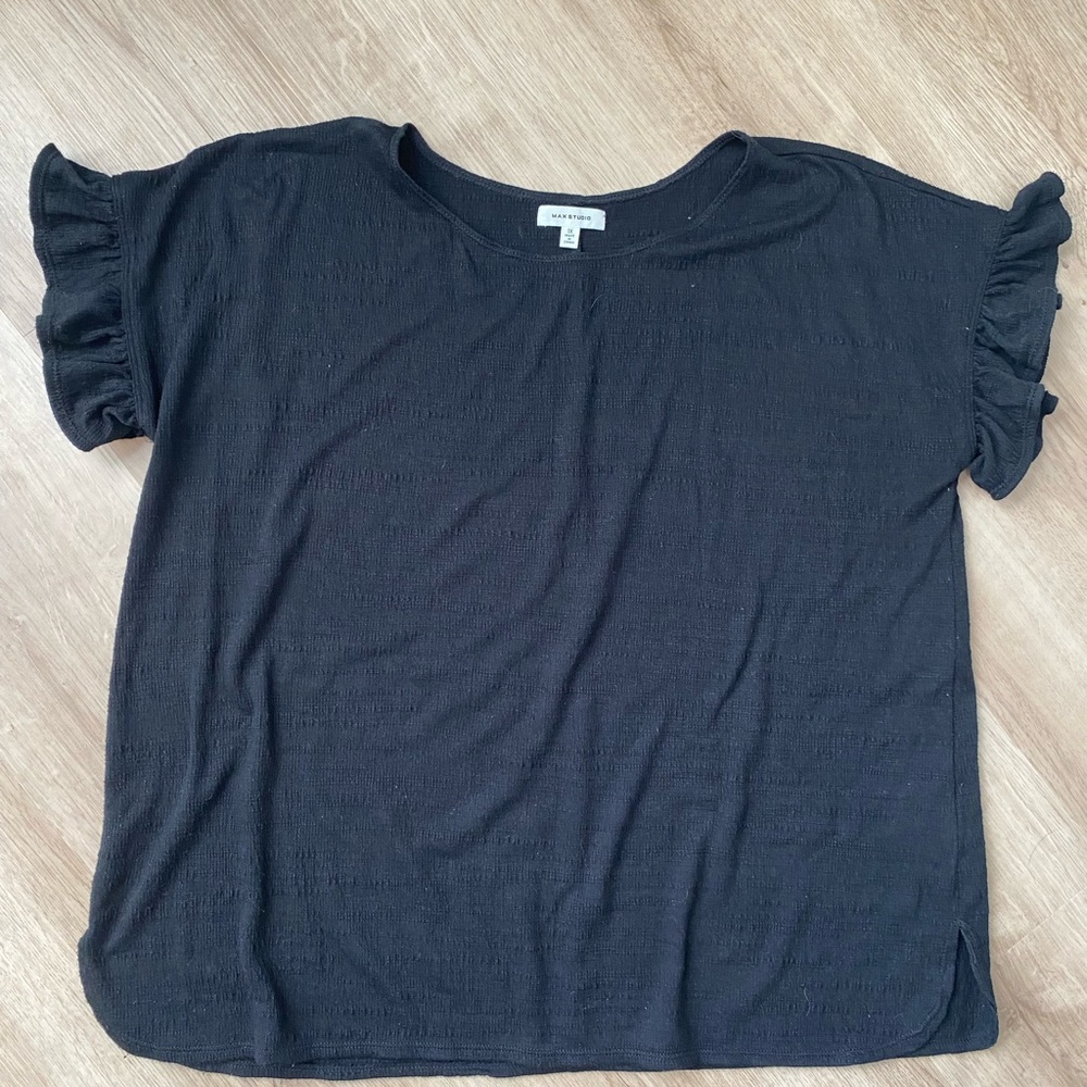 Max studio frilled sleeve top